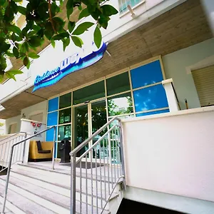 https://residence-lugano.emilia-romagnahotels.net