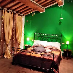 https://le-undici-lune.it-tuscanyhotel.com